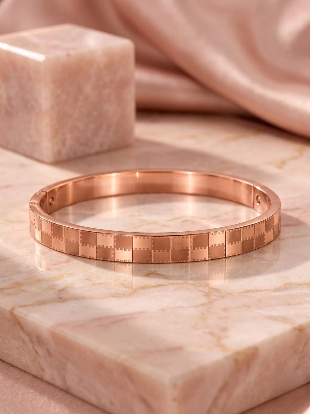 LuceX Rose Gold Geometric Premium Kada Photo 1